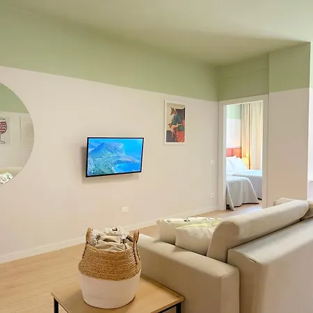 Apartment Home By The Sea - Golem *
