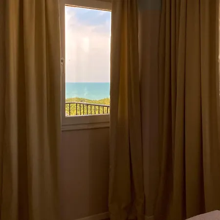 Home By The Sea - Golem Apartment *