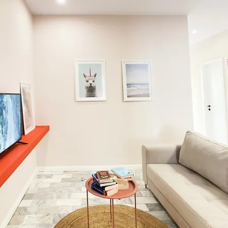 Smart Budget Edition - Customize Your Comfort - Cozy Apartment