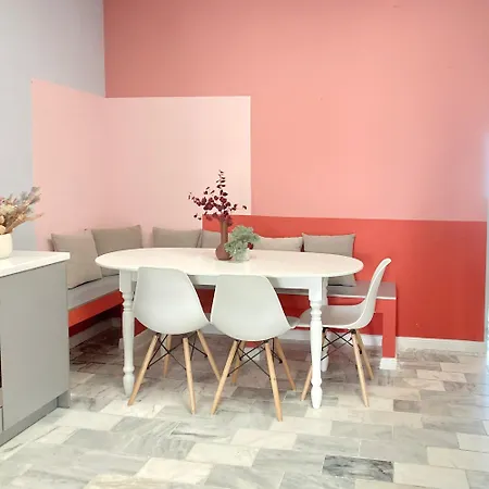 Smart Budget Edition - Customize Your Comfort - Cozy Apartment *