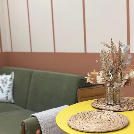 Smart Budget Edition - Cozy Apartment