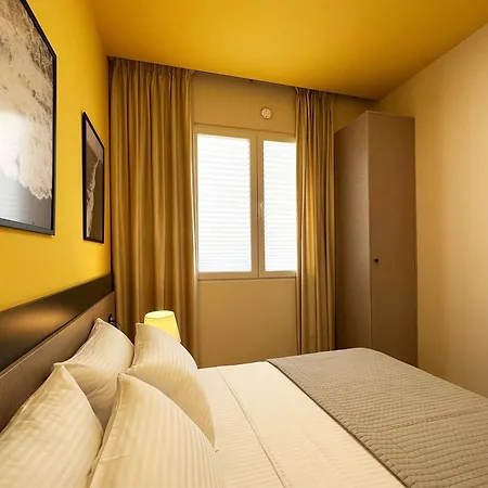 Apartment Smart Budget Edition - Customize Your Comfort - Cozy Golem (Tirana)