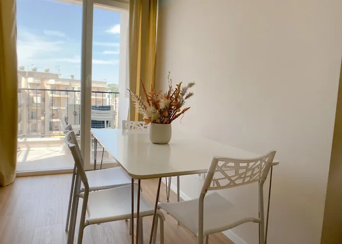 Appartement Smart Budget Edition - Cozy Golem (Tirana)