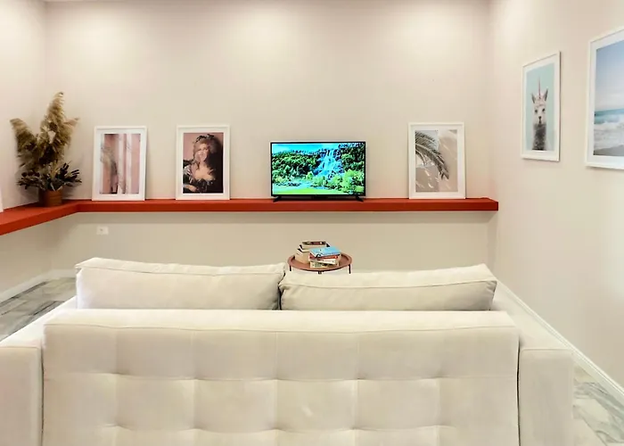 Smart Budget Edition - Cozy Golem (Tirana)